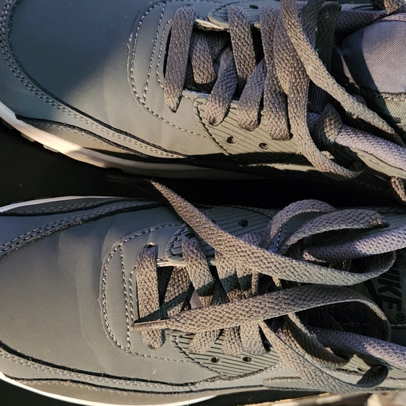 Nike Air Max 90 - Picture 15 of 16